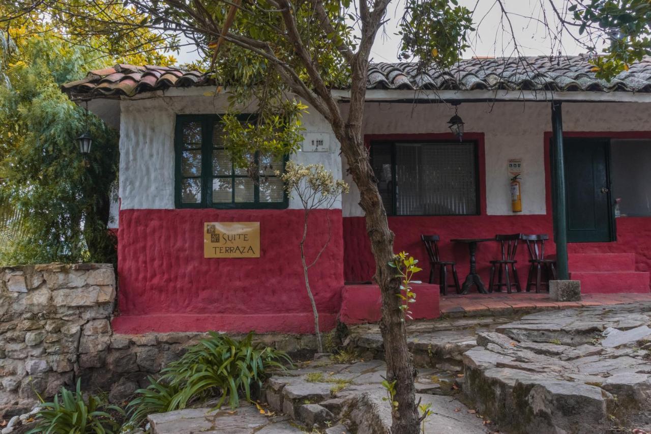 Hotel Y Centro De Convenciones Pueblito De Yerbabuena Paraiso Natural Chía 외부 사진