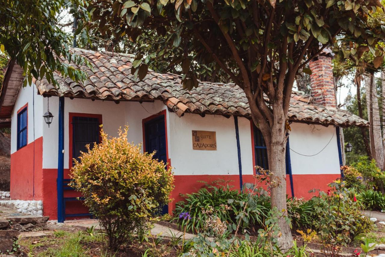 Hotel Y Centro De Convenciones Pueblito De Yerbabuena Paraiso Natural Chía 외부 사진