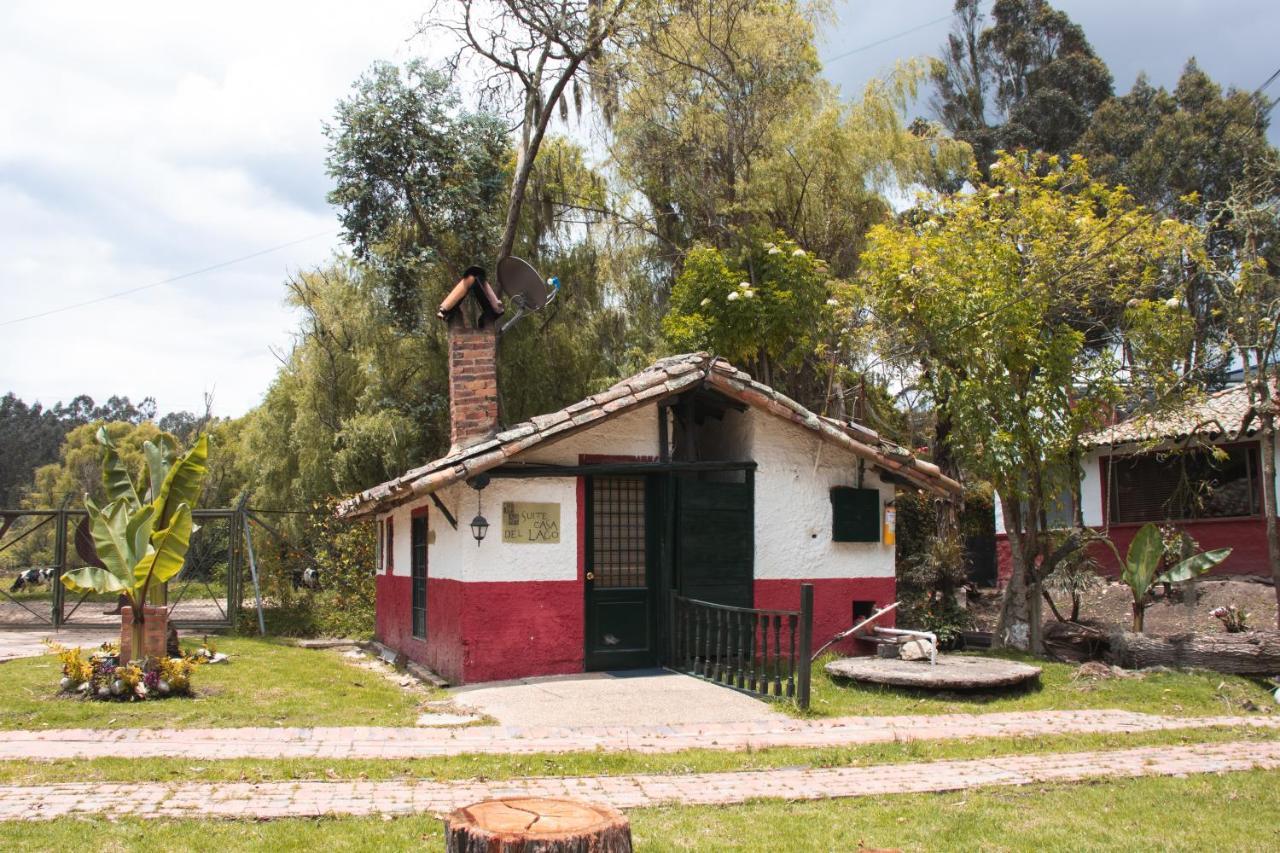 Hotel Y Centro De Convenciones Pueblito De Yerbabuena Paraiso Natural Chía 외부 사진