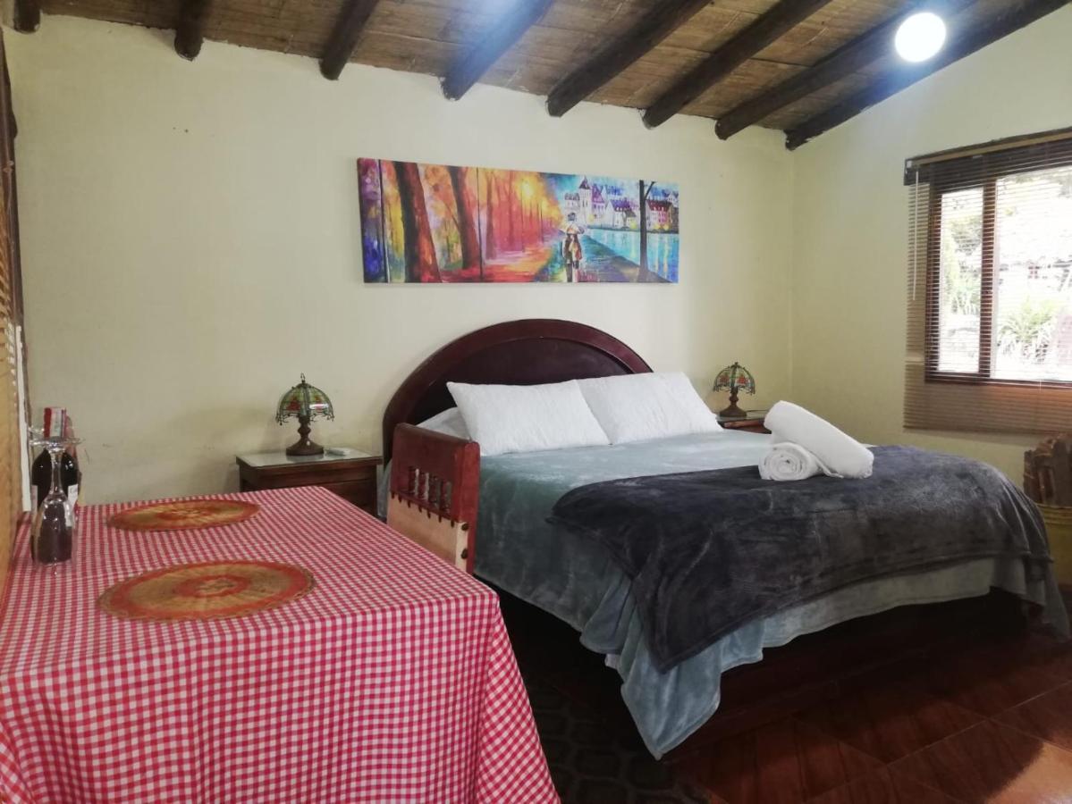 Hotel Y Centro De Convenciones Pueblito De Yerbabuena Paraiso Natural Chía 외부 사진